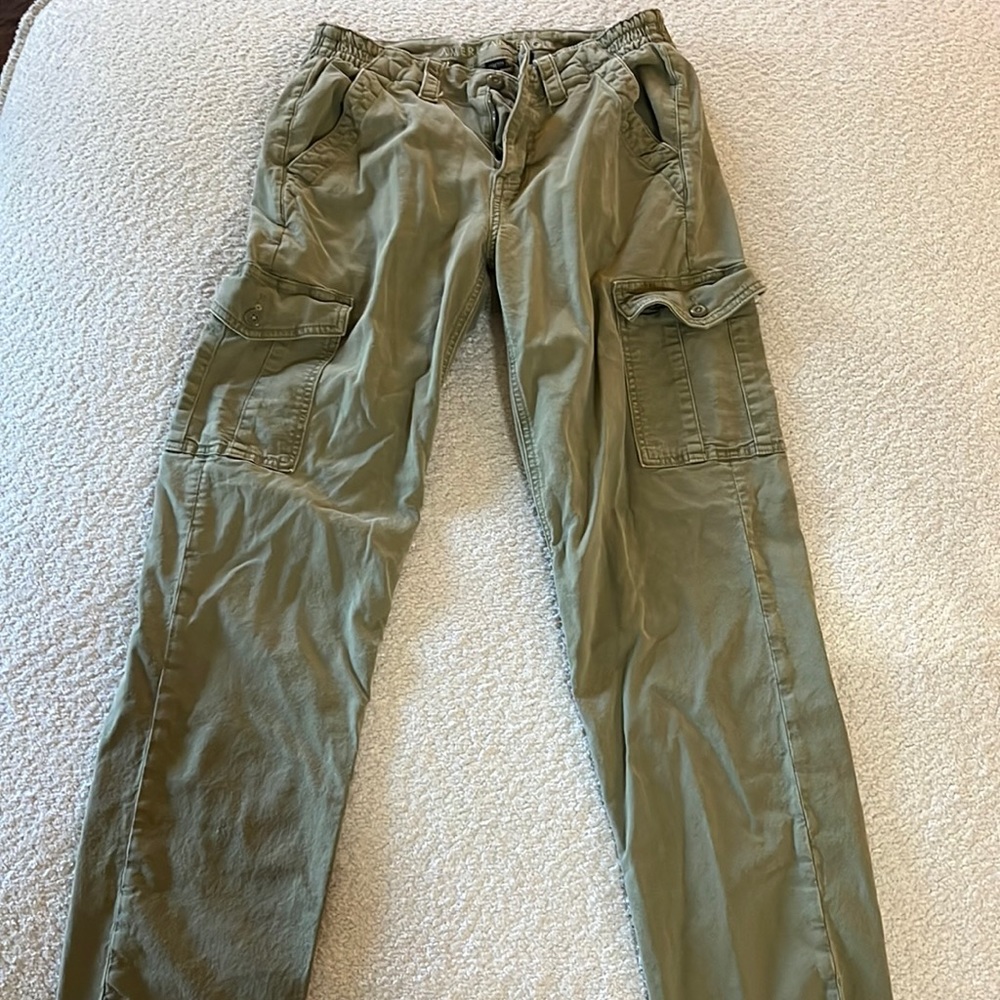 Green straight leg cargo pants